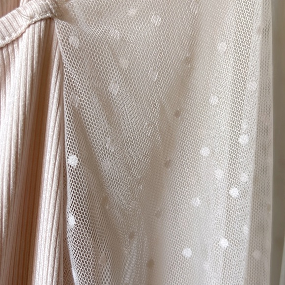 NWOT Women’s Body suit sheer sleeves size M - Picture 4 of 5